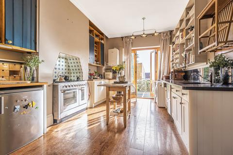 68 Kingsdown Parade, Bristol, BS6 5UQ