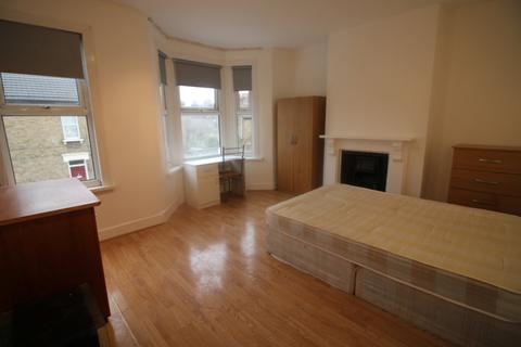 163 Carson Road, London, E16 4BG