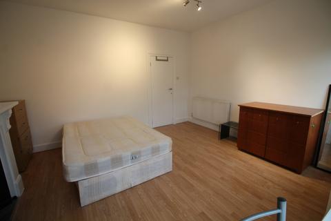 163 Carson Road, London, E16 4BG