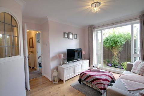 Flat 20, Lady Hamilton Court, 50 Barnstaple Road, Southend-on-sea, SS1 3QH