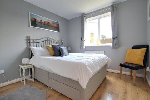 Flat 20, Lady Hamilton Court, 50 Barnstaple Road, Southend-on-sea, SS1 3QH