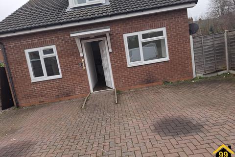3 bedroom detached bungalow to rent, KENILWORTH CLOSE, TIPTON, WEST MIDLANDS, DY4