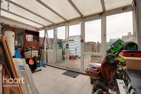 47 Ridgeway, Dartford, DA2 7JW