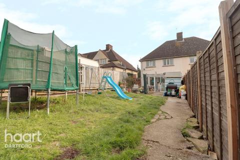 47 Ridgeway, Dartford, DA2 7JW
