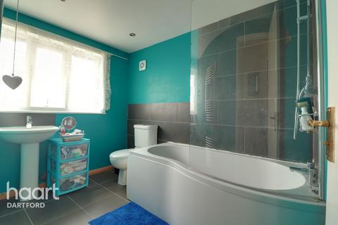 47 Ridgeway, Dartford, DA2 7JW