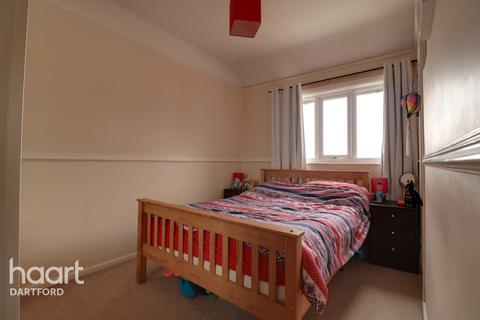 47 Ridgeway, Dartford, DA2 7JW