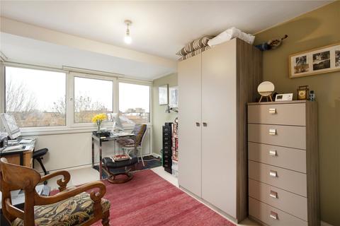 24 Ridgway, Richmond, TW10 6PR