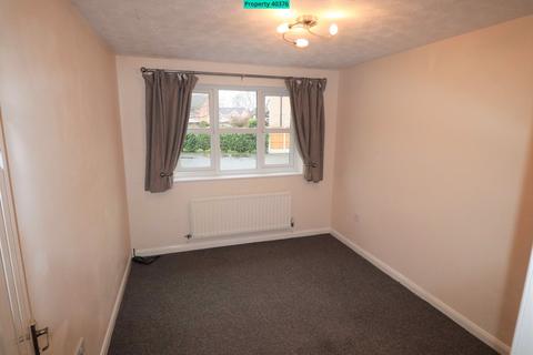 4 bedroom detached house to rent, Wilderhope Close, Crewe, CW2 6TZ