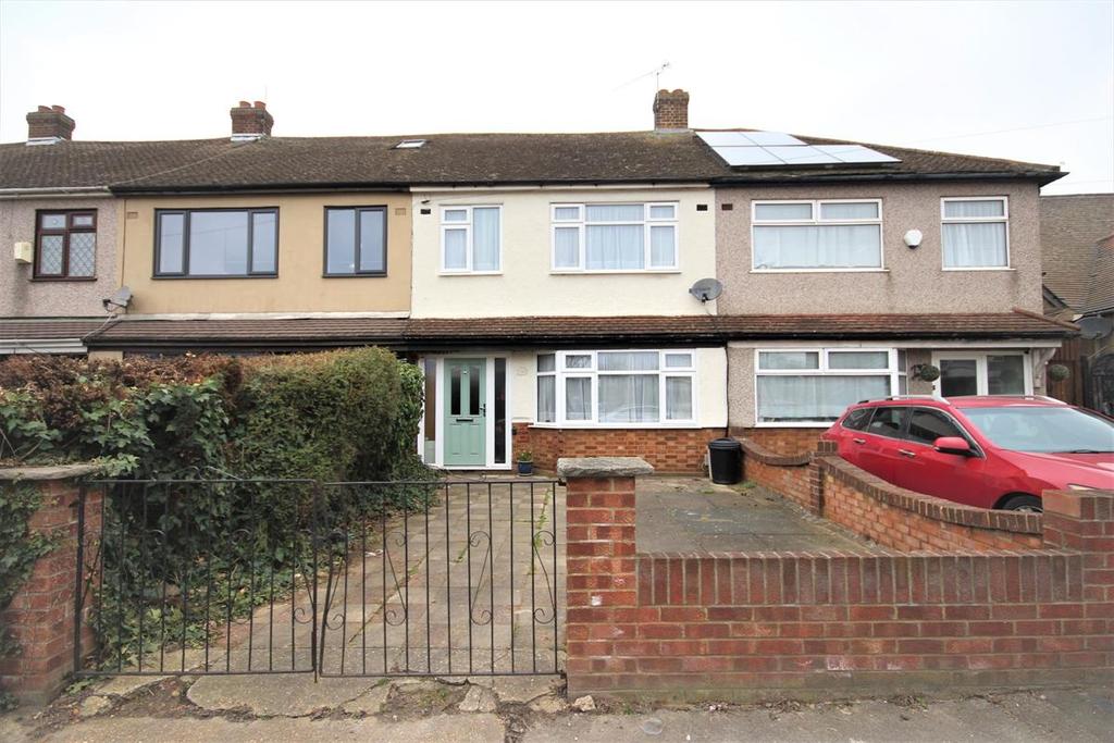 Cherry Tree Lane, Rainham 3 bed terraced house £350,000