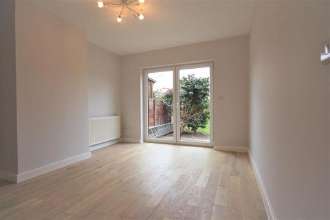 89 Westfield Road, Dagenham, RM9 5BP