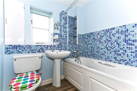 19 Philimore Close, London, SE18 1PN