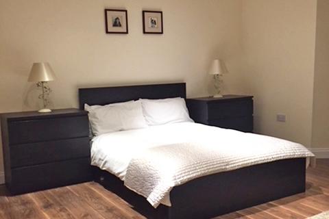 2 bedroom flat to rent, Townhead, Catrine KA5