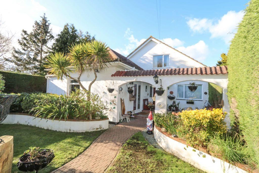 Copse Lane, Hayling Island 4 bed detached house £675,000
