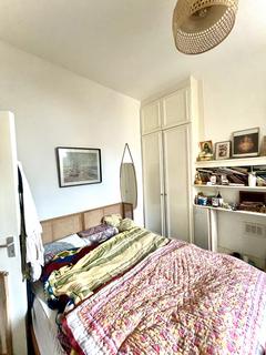 2 bedroom flat to rent, Bruce Grove , N17