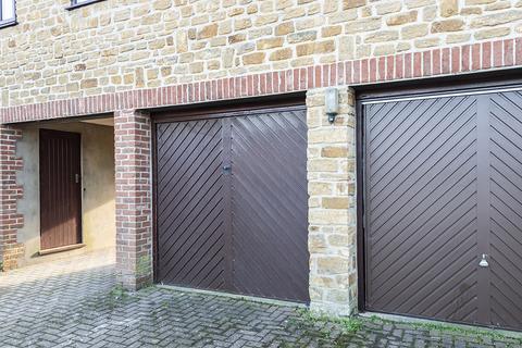 2 Denzil Close, West Coker, Yeovil, BA22 9DU