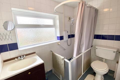 18 Bell Avenue, Romford, RM3 7BL