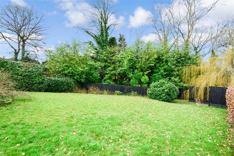 9 Haffenden Road, Tenterden, TN30 6QE