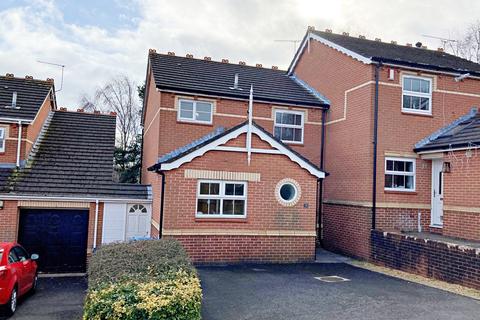 14 Chilfrome Close, Poole, BH17 9WE
