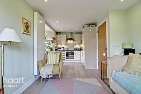 8 Waterside Close, Wembley, HA9 9PB