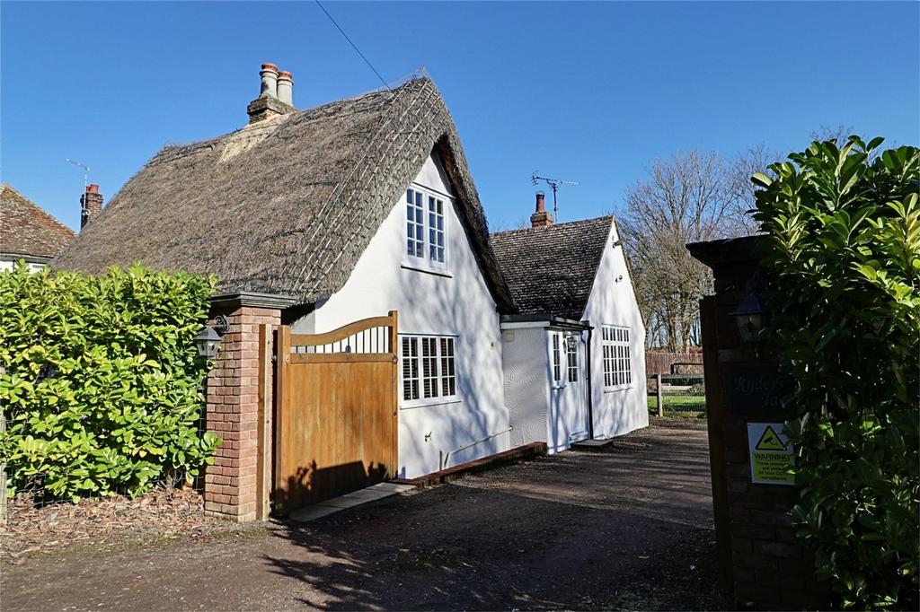Burton End, Stansted, Essex 2 bed cottage £400,000