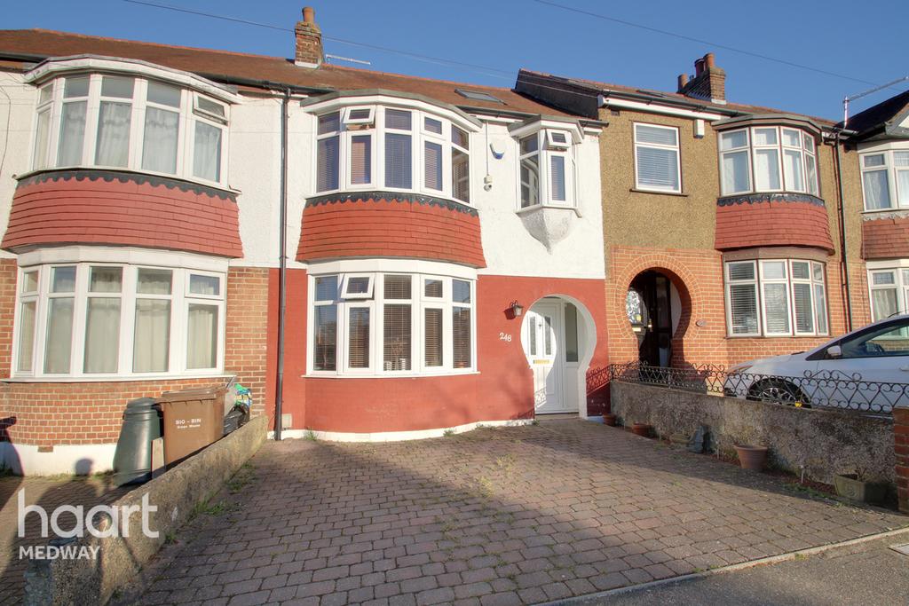 Wilson Avenue, Rochester 4 bed terraced house £350,000
