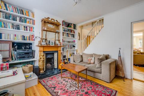 11 Staten Gardens, Twickenham, TW1 4HS