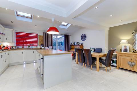 14 Beckwith Crescent, Harrogate, HG2 0BQ