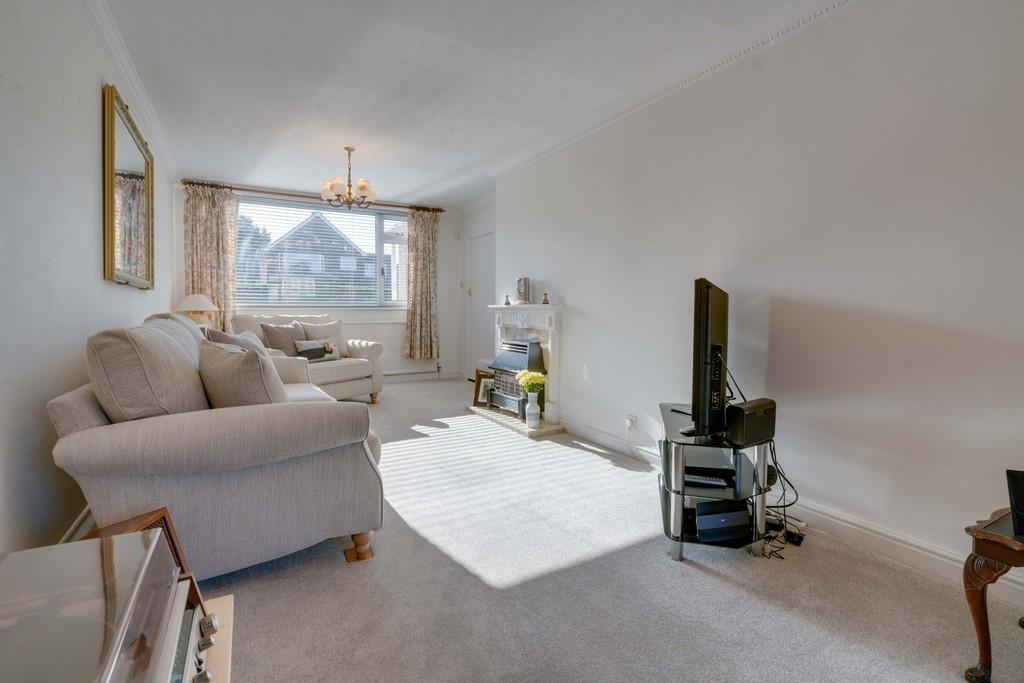 Northfield Lane, Wickersley 3 bed detached house £290,000