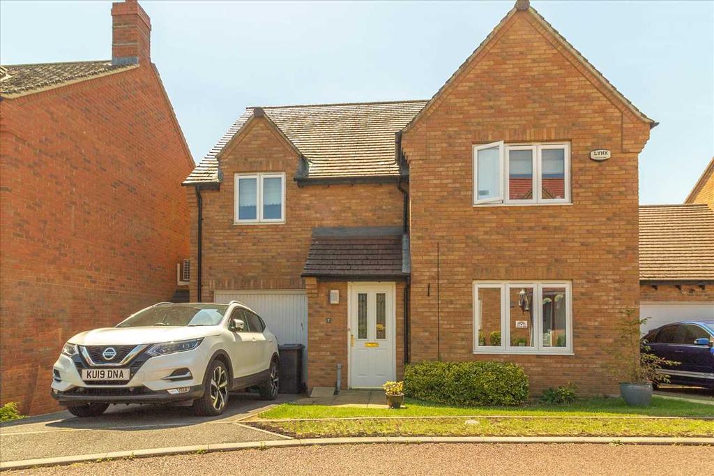 Hollow Wood Road, Burton Latimer... 4 bed detached house £295,000