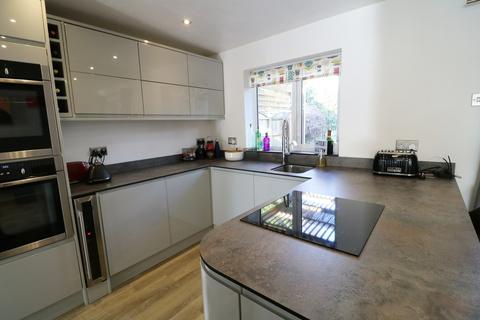 39 Conway Road, Shirley, Solihull, B90 4RF