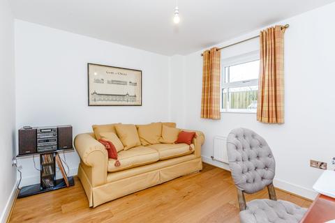 4 Ings Walk, Wetherby, LS22 5FE