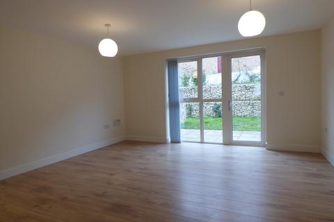 1 bedroom ground floor flat to rent, Marlborough Road, Swindon SN3