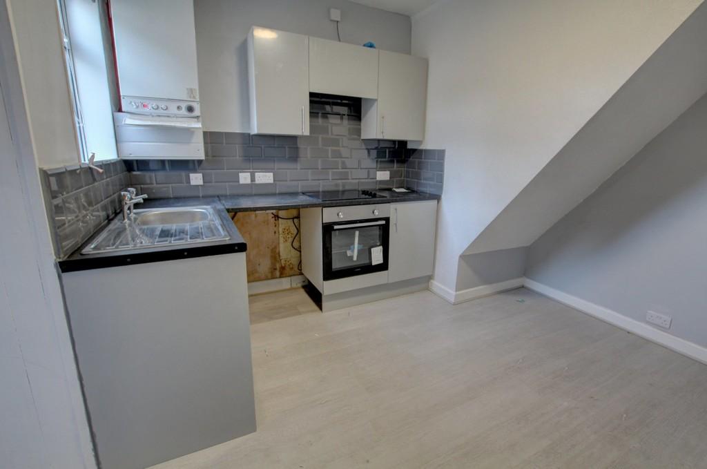 Hill Street, Nuneaton 2 bed terraced house £695 pcm (£160 pw)