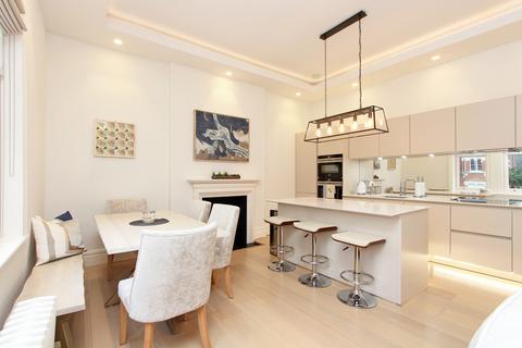 undefined, Kings Road, Richmond