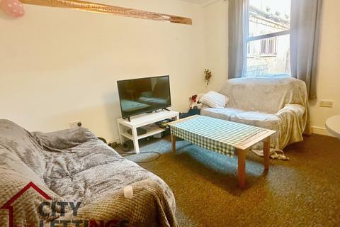 5 bedroom apartment to rent, City Centre