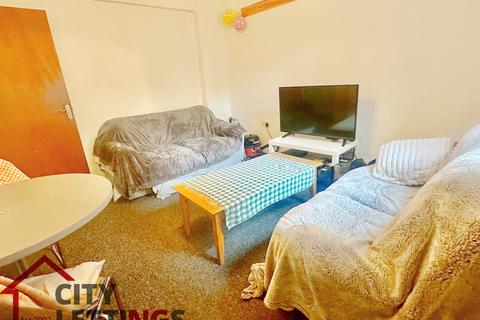 5 bedroom apartment to rent, City Centre