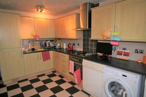 67 Huntingdon Close, Mitcham, CR4 1XL