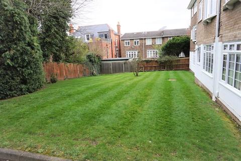 6 Tavistock Road, Bromley, BR2 0SY