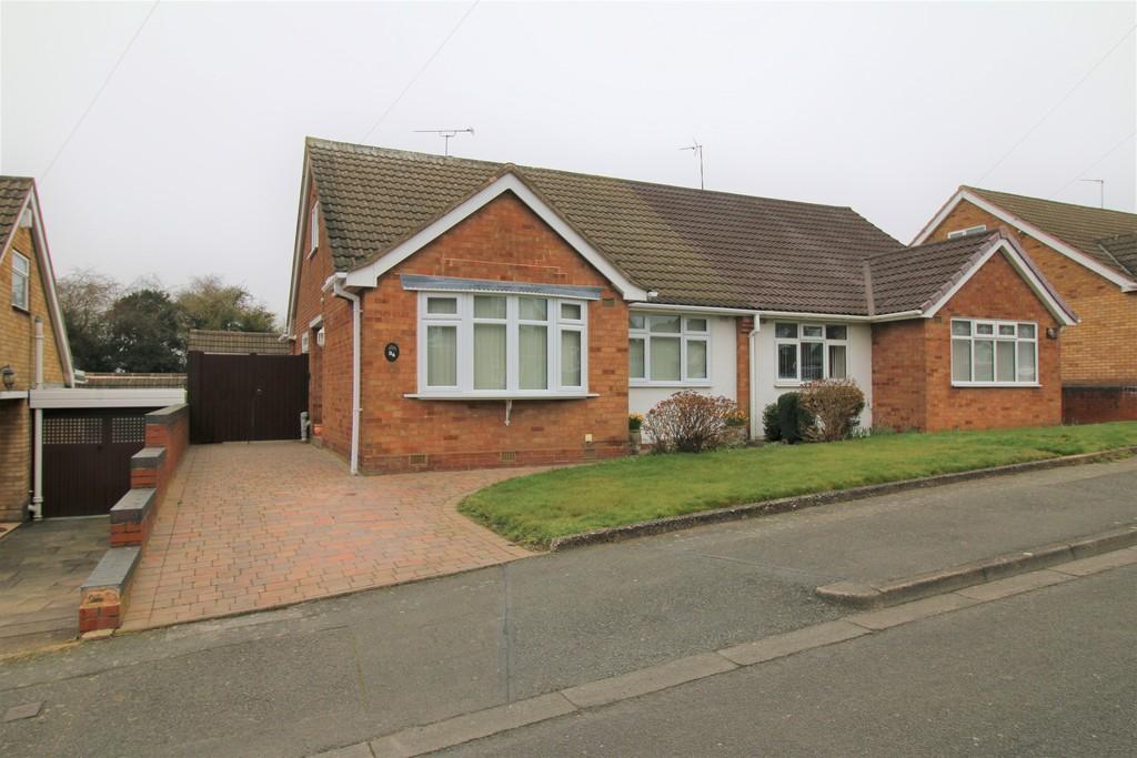 Mount Pleasant Road, Bedworth 2 bed semidetached bungalow £219,950