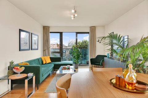 undefined, Fletcher Street, E1