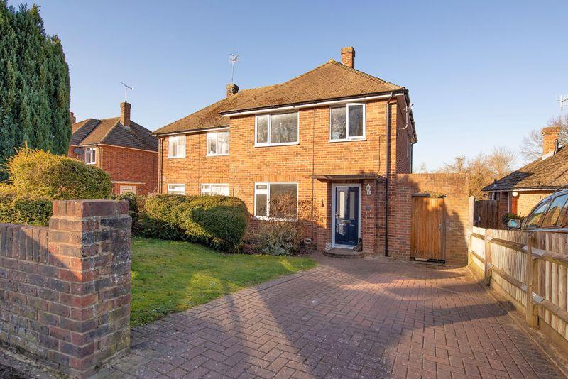 Nursery Close, Tonbridge, TN10 4JJ 3 bed semidetached house £450,000