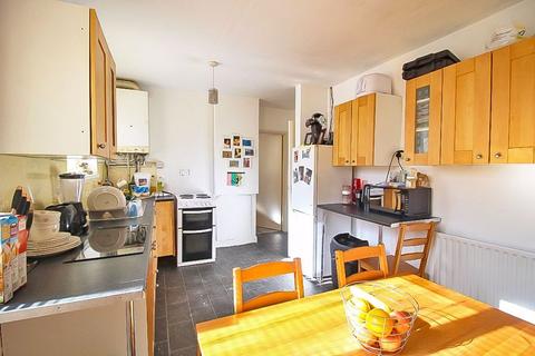 16 Broadmeadow Green, Bilston, WV14 6EG