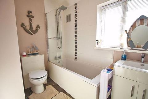 16 Broadmeadow Green, Bilston, WV14 6EG
