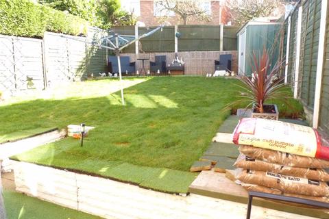 2 Deerham Close, Birmingham, B23 5XX