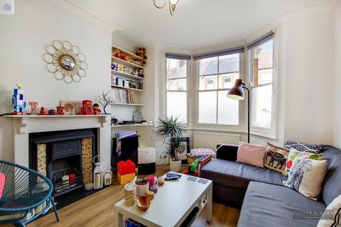 7 Balfour Road, London, W13 9TN
