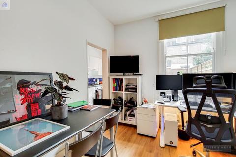 7 Balfour Road, London, W13 9TN