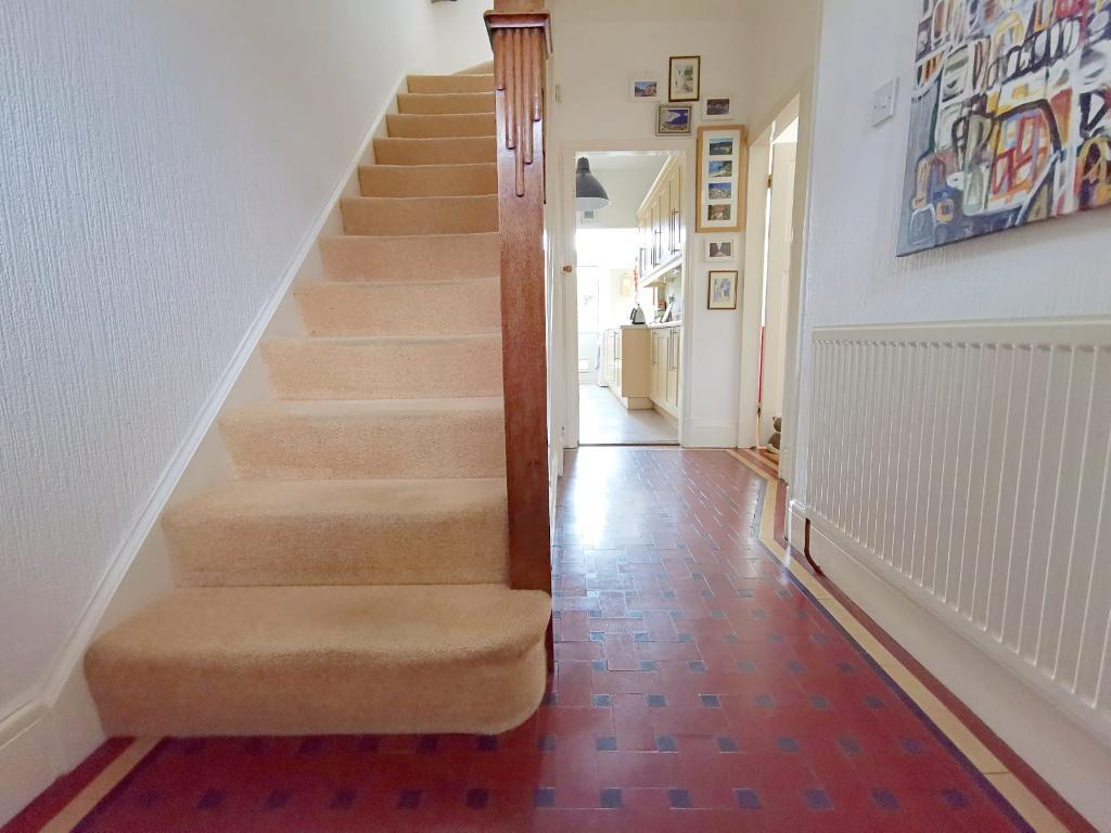 EBRINGTON ROAD, WEST BROMWICH, WEST MIDLANDS, B71 1AB 3 bed semi