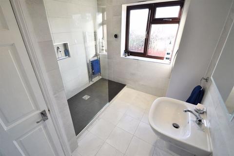 37 Caulfield Drive, Greasby, Wirral, CH49 1SN