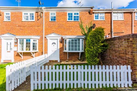 40 Ashgrove, Steeple Claydon, Buckingham, MK18 2NW