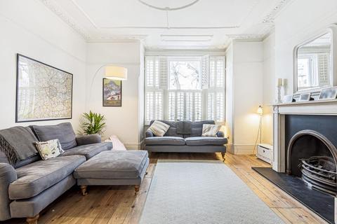 50 Forthbridge Road, London, SW11 5NY